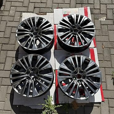 et35: Литые Диски R 19 Toyota, Комплект, отверстий - 5, Новый — 5