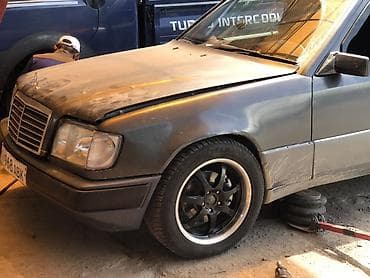 шторка на мерс 124: Mercedes-Benz W124: 1994 г., 2.2 л, Механика, Бензин, Седан — 4