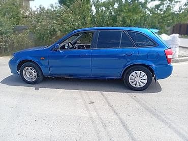 6: Mazda 323: 2001 г., 1.6 л, Механика, Бензин, Хэтчбэк — 3