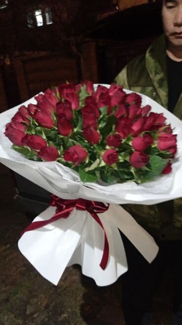 розы цветы: 101 и 51 роза готовый букет 🌹акция акция‼️‼️‼️ — 4