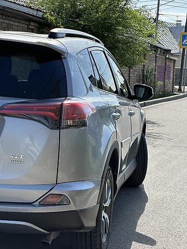 bid e2: Toyota RAV4: 2017 г., 2.5 л, Автомат, Бензин, Кроссовер — 7