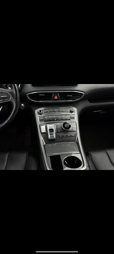 Hyundai Santa Fe: 2021 г., 2.2 л, Автомат, Дизель, Кроссовер — 4