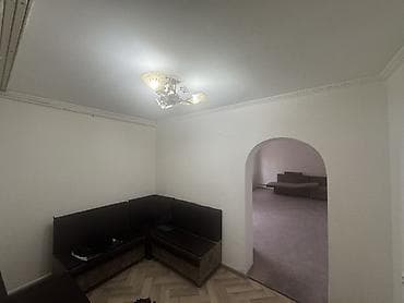 земельный дом: Сдаётся дом 2 комнаты, с отдельным входом: просторные комнаты и — 4