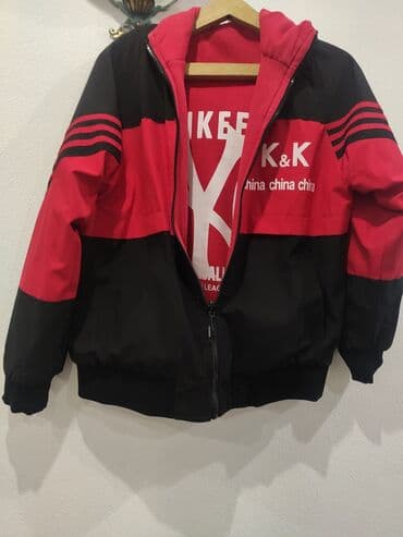 детская куртка на мальчика: Детская двусторонняя куртка на весну и осень. Размер на 40-44 — 3