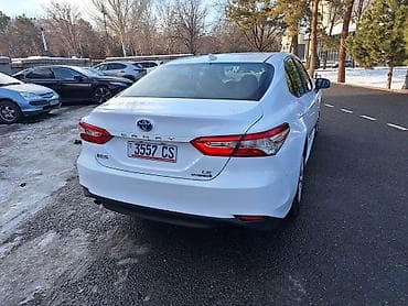camry 55 xle: Toyota Camry: 2019 г., 2.5 л, Вариатор, Гибрид, Седан — 3