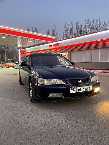 Honda Accord: 2001 г., 1.8 л, Автомат, Бензин, Седан at lalafo.kg Honda Accord: 2001 г., 1.8 л, Автомат, Бензин, Седан