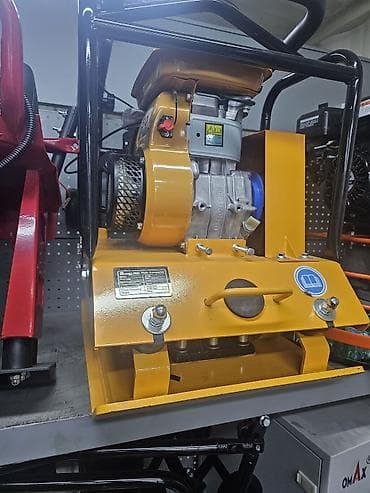 выбиратор бетона: Виброплита Omega PRO C120 - Тип: бензиновая виброплита (Plate — 2