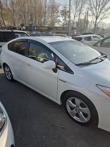 Toyota Prius: 2012 г., 1.8 л, Робот, Гибрид, Хэтчбэк — 1