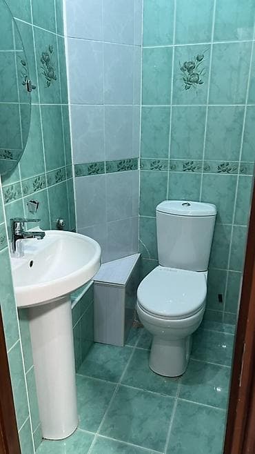 сдаю квартиру под бизнес: 3 комнаты — 4