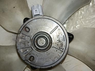 rb 25: Вентилятор Toyota 2004 г., Б/у, Оригинал, Япония — 3