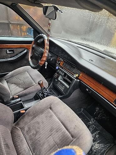 Audi: Audi 100: 1991 г., 2.3 л, Механика, Бензин, Универсал — 6
