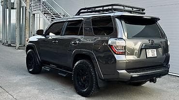 2019: Toyota 4Runner: 2019 г., 4 л, Автомат, Бензин, Внедорожник — 3