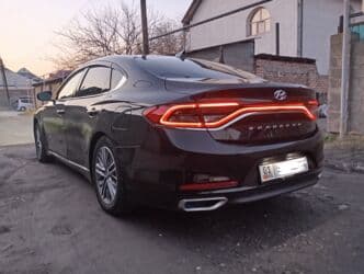 меняю дом на машину: Hyundai Grandeur: 2018 г., 3 л, Автомат, Газ, Седан — 3