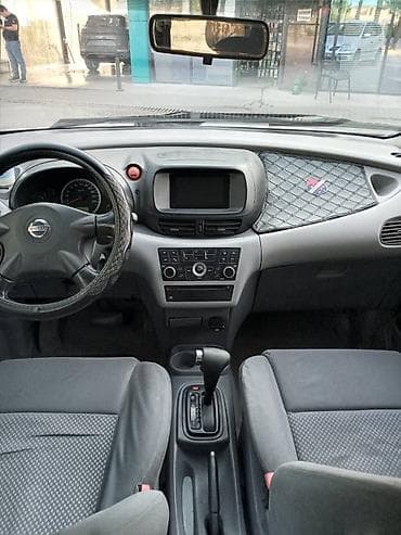 golf venta: Nissan Almera Tino: 2004 г., 1.8 л, Автомат, Бензин — 5