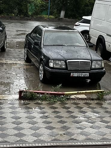 Продажа авто: Mercedes-Benz W124: 1993 г., 2 л, Седан — 1
