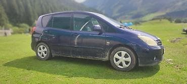 corolla 2004: Toyota Corolla Verso: 2004 г., 1.8 л, Автомат, Бензин, Минивэн — 6