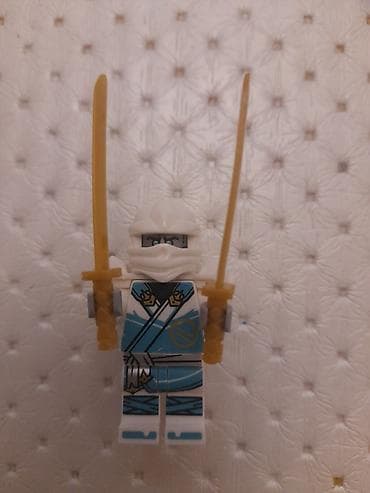 ниндзя lego: Набор минифигурок и сборных моделей в стиле LEGO: - Боевой мех — 8
