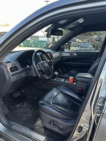 byd e2 2022: Ssangyong Rexton: 2019 г., 2.2 л, Автомат, Дизель, Внедорожник — 10
