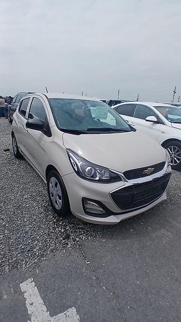Унаа сатуу: Chevrolet Spark: 2020 г., 1 л, Вариатор, Бензин, Хетчбек — 1