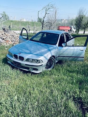 mini jack: BMW 540: 1999 г., 4.4 л, Вариатор, Бензин, Седан — 7