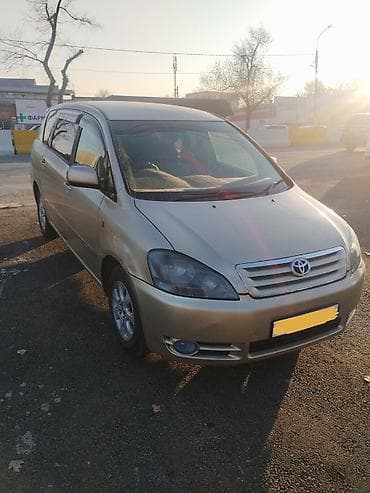 фара на ипсум: Toyota Ipsum: 2001 г., 2.4 л, Автомат, Бензин, Универсал — 2