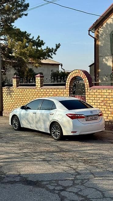 4runner 2010: Toyota Corolla: 2013 г., 1.6 л, Автомат, Бензин, Седан — 3