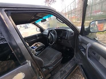 tayota 4ranner: Isuzu Bighorn: 1996 г., 3.1 л, Автомат, Дизель, Внедорожник — 3