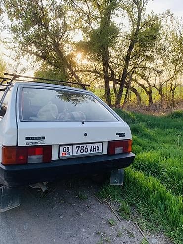 Продажа авто: ВАЗ (ЛАДА) 2109: 1991 г., Механика, Хэтчбэк — 3