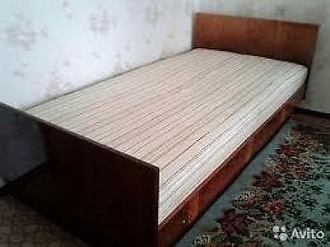 орловке: Продаются 3 советские кровати полуторки в хорошем состоянии 1×2500 с — 1