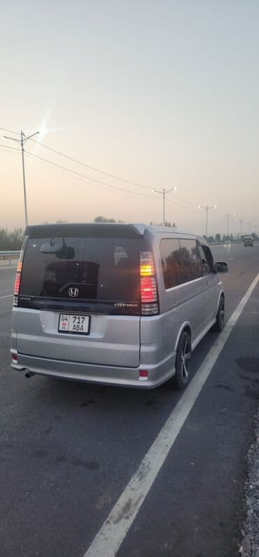 Honda Stepwgn: 2003 г., 2 л, Автомат, Бензин, Минивэн