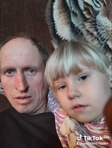 кой сойобуз: Фотопортрет семейный — формат вертикальный. - Композиция: крупный — 1
