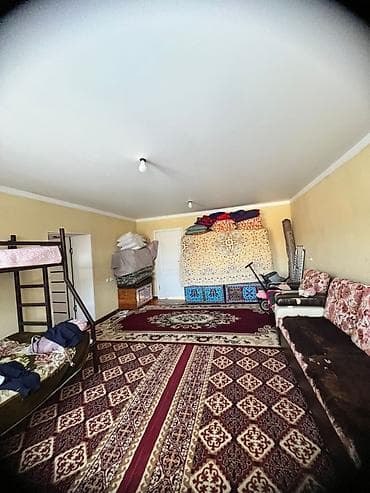 дом жээк: Кочкор центрдан 5 бөлмөлүү үй сатылат. үйдүн көрүнүшү сүрөттөдүгөй — 8