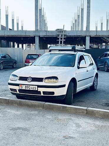 обмен на квартира: Volkswagen Golf: 1999 г., 1.6 л, Механика, Бензин, Хэтчбэк — 5