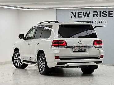 вмw e34: Toyota Land Cruiser: 2017 г., 4.6 л, Автомат, Бензин, Внедорожник — 4