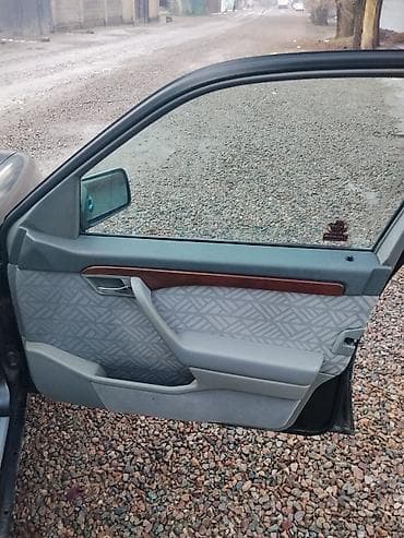 жаропрочное стекло: Mercedes-Benz C-Class: 1994 г., 2.2 л, Автомат, Бензин, Седан — 6