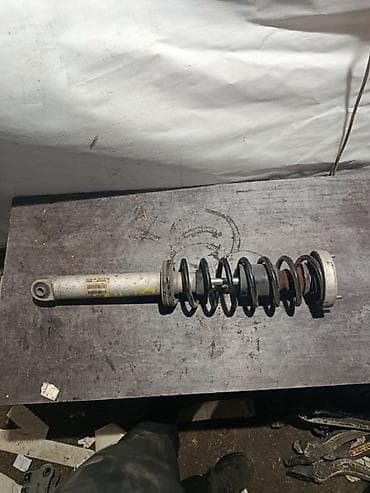 e60 m5: Передний амортизатор BMW 2008 г., Оригинал — 2