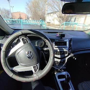 mini cuper: BYD E5: 2017 г., Бензин, Седан — 7