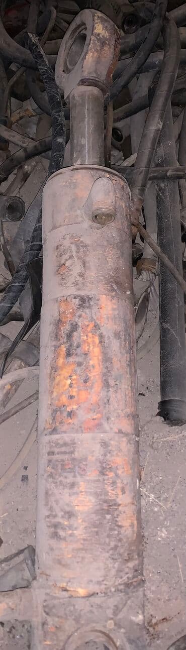 Гидро-целиндр. 
можно договрится о цене