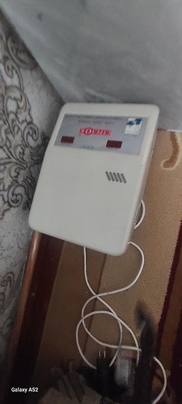 Сельхоз промышленность: Профессиональный аппарат для мягкого мороженого (фризер), напольный, с — 1