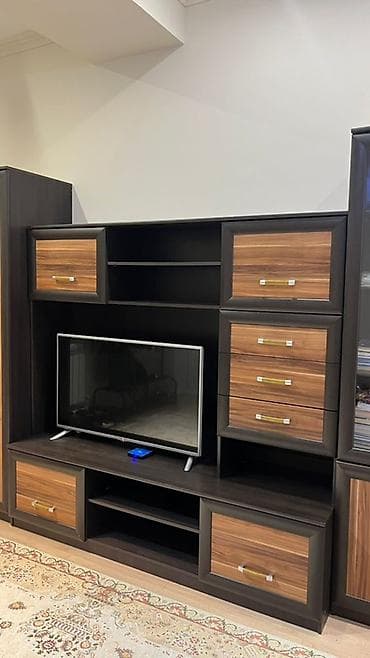 ширма в комнату: Гостиная стенка с витриной и ТВ-зоной - Композиция модулей — 4