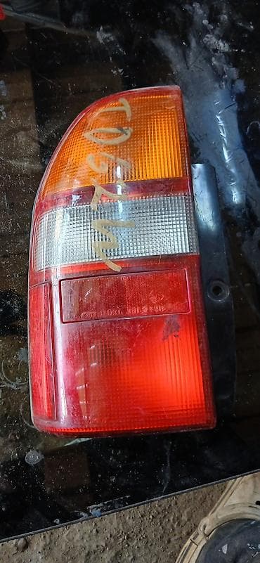 Задний правый стоп-сигнал Suzuki 2003 г., Б/у, Оригинал, Япония — 2