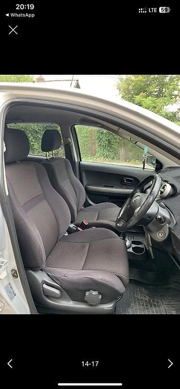 Toyota Ist: 2003 г., Автомат, Бензин, Хэтчбэк — 3