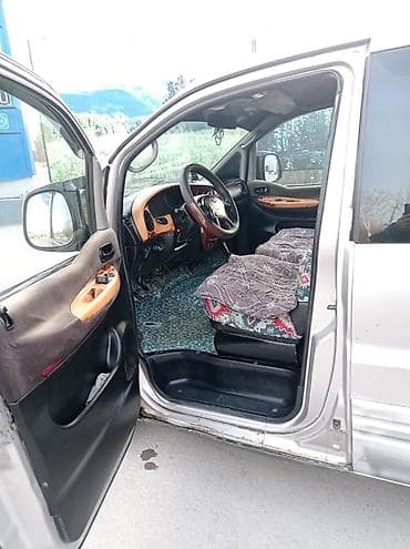 митсубиши спес стар: Hyundai Starex: 1999 г., 2.5 л, Ручные, Дизель, Минивэн — 7