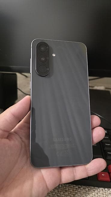 a 5: Samsung Galaxy A56, Б/у, 256 ГБ, цвет - Серый — 2