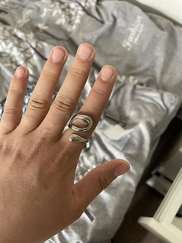 украшеня: Набор колец в серебристом цвете — трендовые минималистичные модели для — 2