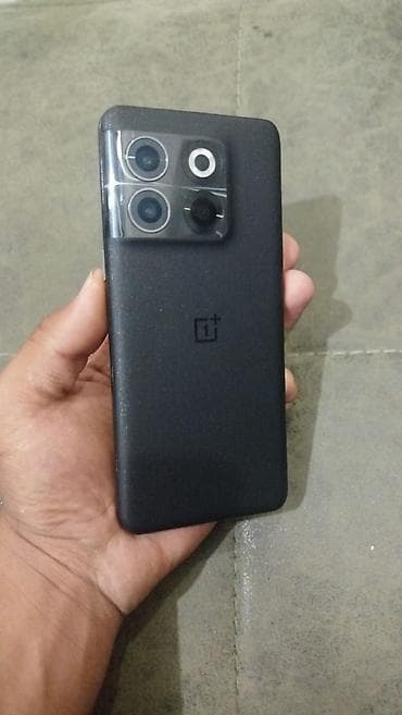 OnePlus 10T, Б/у, 256 ГБ, цвет - Черный, 2 SIM at lalafo.kg OnePlus 10T, Б/у, 256 ГБ, цвет - Черный, 2 SIM