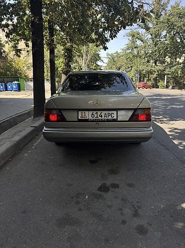 делаю: Mercedes-Benz W124: 1990 г., 2.3 л, Автомат, Бензин, Седан — 2