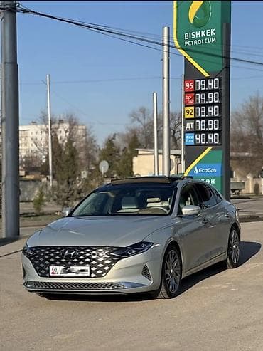 Hyundai Grandeur: 2021 г., 2.5 л, Автомат, Бензин, Седан