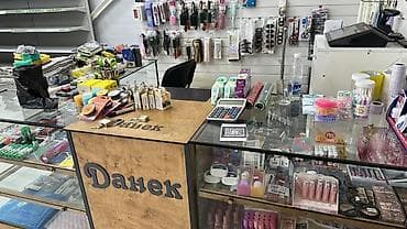 полочные стеллажи: Продается торговое оборудование для магазина: комплект витрин и — 1