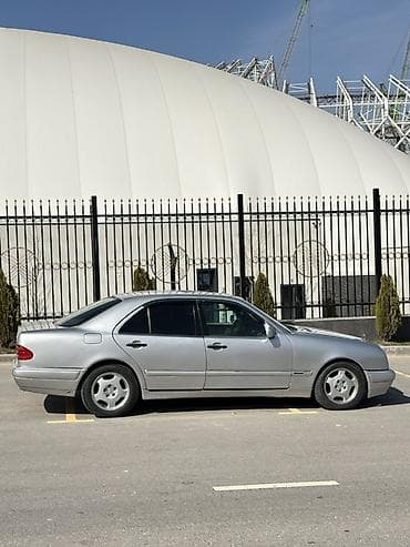 Продажа авто: Mercedes-Benz E-Class: 1996 г., 3.2 л, Автомат, Бензин, Седан — 4